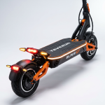TEVERUN BLADE GT 60V 26Ah Dual Motor Electric Scooter - Image 4