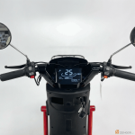 ION H1000 Dongfeng-99 Digital Display and Handlebar Controls - Speed 25 Battery 55%